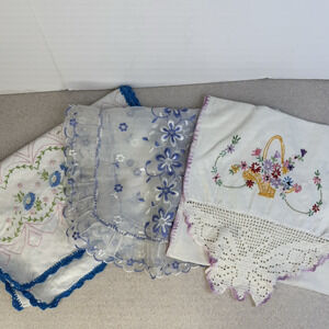 Vintage Lot of 3 Hand Stitched Embrodered Table Runners Scarf‎ Sheer Flowers